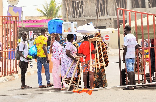 Aflao hawkers troop to border